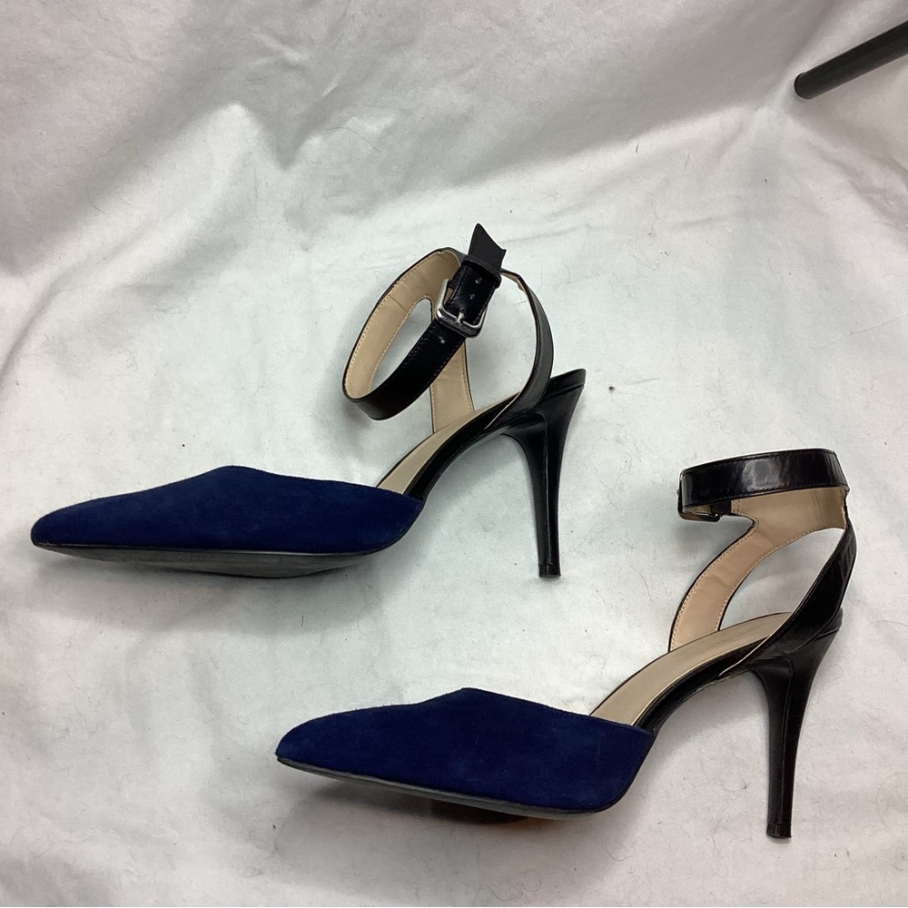 Nine West Leather and Velvet Heels size 9.5 - Picture 3 of 6